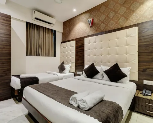 Hotel A. K. International - Fort Hotels near RBI