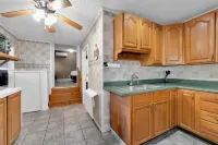 Eureka Uptown Garden Cottage