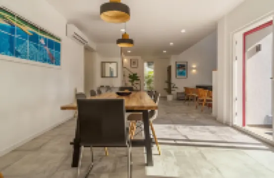 LV Premier La2 Pool, AC, Garden, Sea View