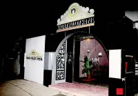 Nagar Valley Hotel - 2 ดาว