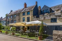 The Ancient Gatehouse & Rugantino Restaurant Hotel di Wells