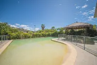 The Coast Motel Hotel a Mulambin