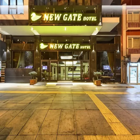 New Gate Hotel Отели рядом с достопримечательностью «Парк развлечений Фан-Фейр»