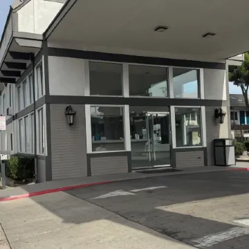 Studio 6 Corona, CA - West