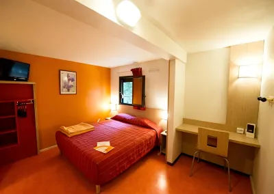 Premiere Classe Orleans Ouest - la Chapelle Saint Mesmin Hotels in 