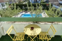 Logis Hôtel le Rodin - Pools