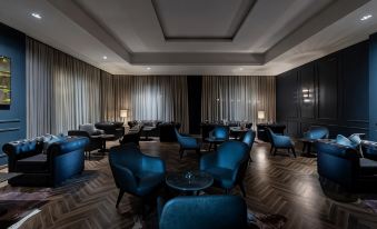 Vittori Palace Hotel and Residences