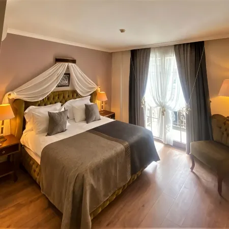 Saint John Hotel