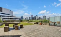 Melbourne Holiday Apartments Flinders Wharf - 4-Star