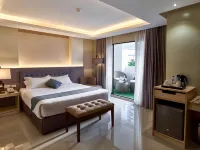 J7 Hotel Hotels near Casa Mariquit