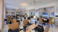 Silver Haven Motor Inn - parking
