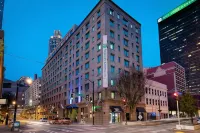 Holiday Inn Express & Suites ATLANTA DOWNTOWN by IHG Hotels in 