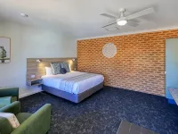 Hamilton Henry Parkes Motor Inn Hotels in Parkes