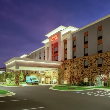 Hampton Inn & Suites by Hilton Glenarden Washington DC Отели в г. Грэйтер Ландовер