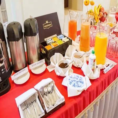 San Marino Royal Hotel Отели в г. Сукре