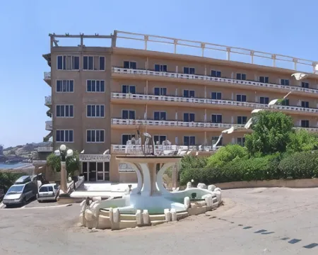 リム エル ジャミル ホテル アンナバのホテル