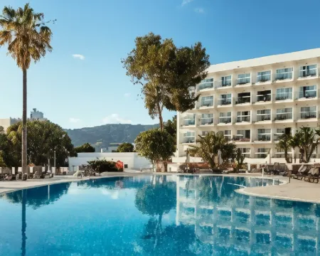 Ilunion Palmanova Mallorca Hotels in Palmanova
