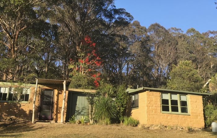 Cosy Mud Brick  Cottage in a Serene Bush Setting, Near Tathra. 2 Beds, Sleeps 4.