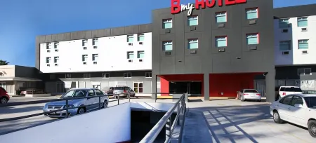 B my Hotel Отели в г. Тихуана