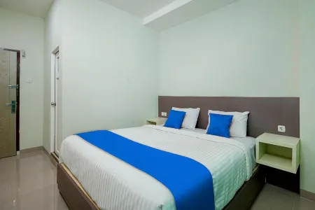 Hotel Wisata Samosir by Helocus Отели в г. Pardomuan I