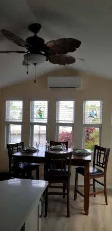 January Availability Waterfront, Boat Dock,Kayak, Paddleboard,Golf Cart, Bikes,