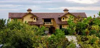 El Regalo Resort Hotels in 