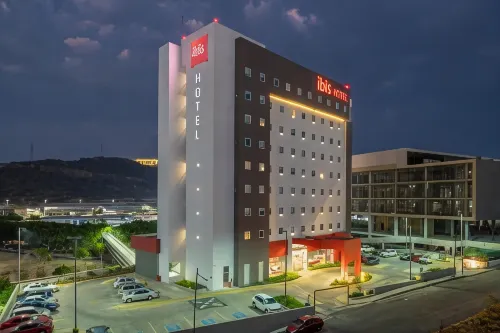 Ibis Queretaro