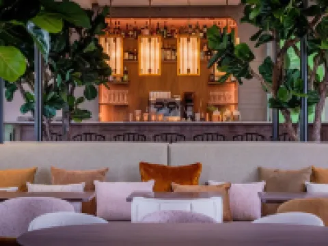 L'Horloge Hotels in Montevrain