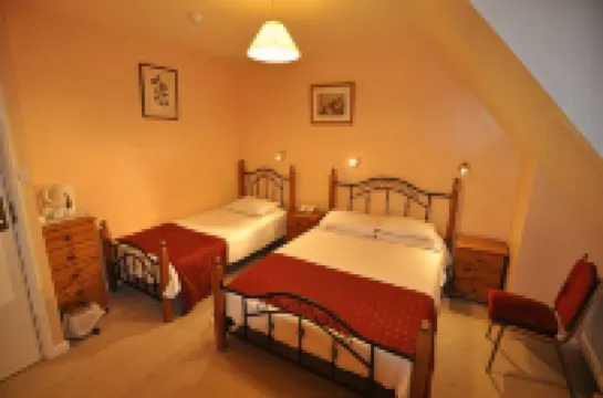 The Roundabout Hotel