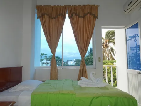 帕拉伊索伊莎貝拉旅館 酒店