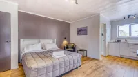 Wayfarer Motel Отели в г. 