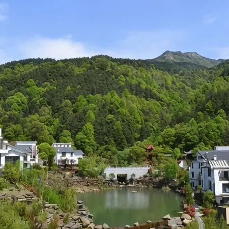 Lushan Zuixiang Private Hot Spring Villa