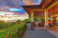 Breathtaking View Luxury 3-bedroom house in Nature Lovers, Ojochal
