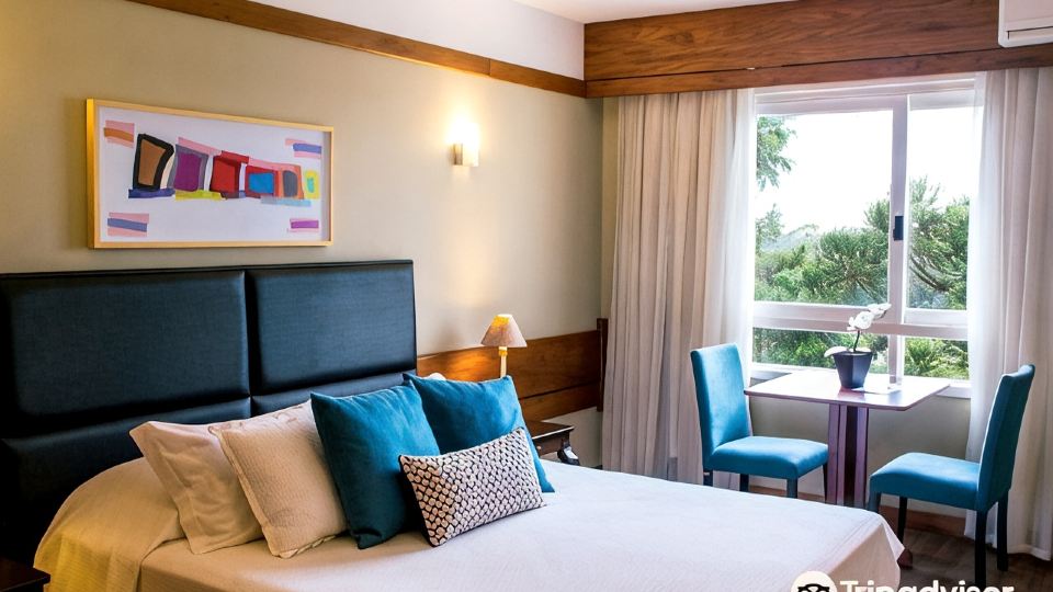 Tri Hotel