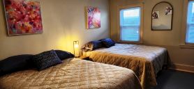 Charming 2-bedroom apartment with equipped kitchen and AC, in Cumberland, MD.