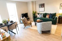 Stay in Cardiff Bay | Free Parking & WiFi