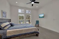 Serene Getaway Nestled in the Tx Hill Country! - balcón