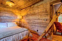 Moonshiner's Hideaway - Alppimaja