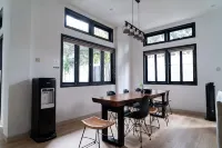 Casuarina Villa Bandung - 빌라