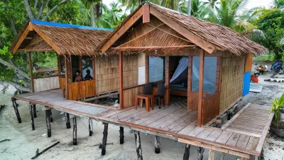 Raja Ampat Saukabu Homestay Các khách sạn ở 