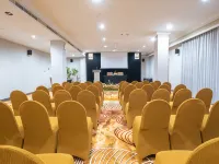 Grand Wahid Hotel Salatiga Hotels in Sidorejo