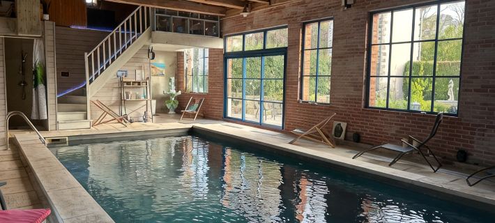 Le Château de Failloux, Piscine intérieure Hotels in Vosges