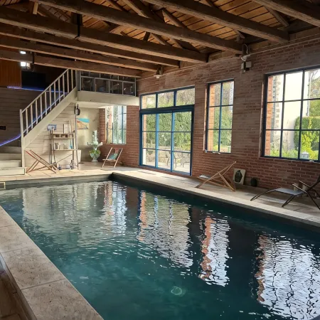 Le Château de Failloux, Piscine intérieure