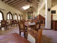 Hunters Lodge - breakfast
