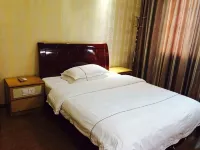 Cenxi Hongtai Hotel