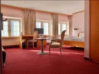 Thermal Hotels & Walliser Alpentherme Leukerbad