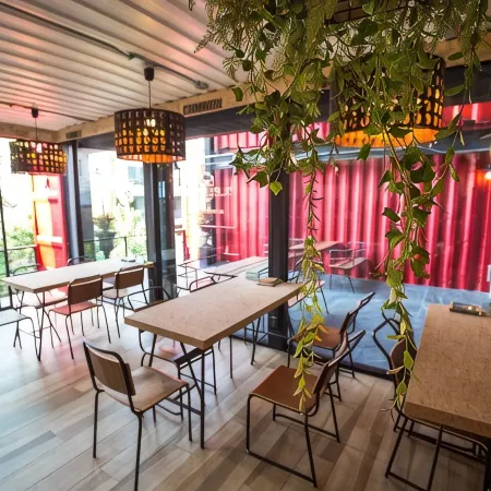Sleep Box Sukhumvit 22