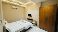 Hotel Hari Leela Fort View Palace