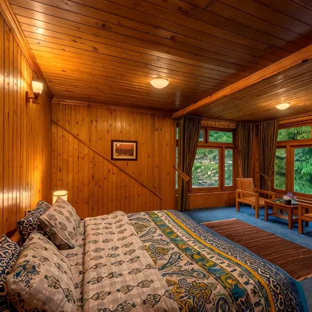 RiverEdge Luxury Resort