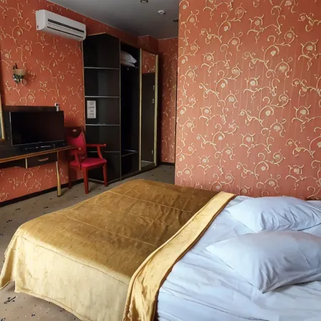 Imperia Hotel